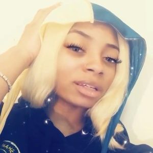 Meet your Posher, Tiandra